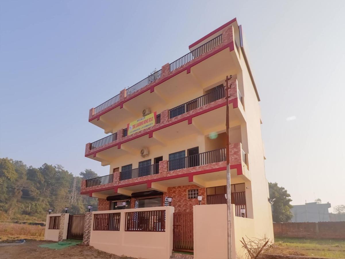 Oyo 84661 Lakshmi Home Stay Jhājra Exteriér fotografie