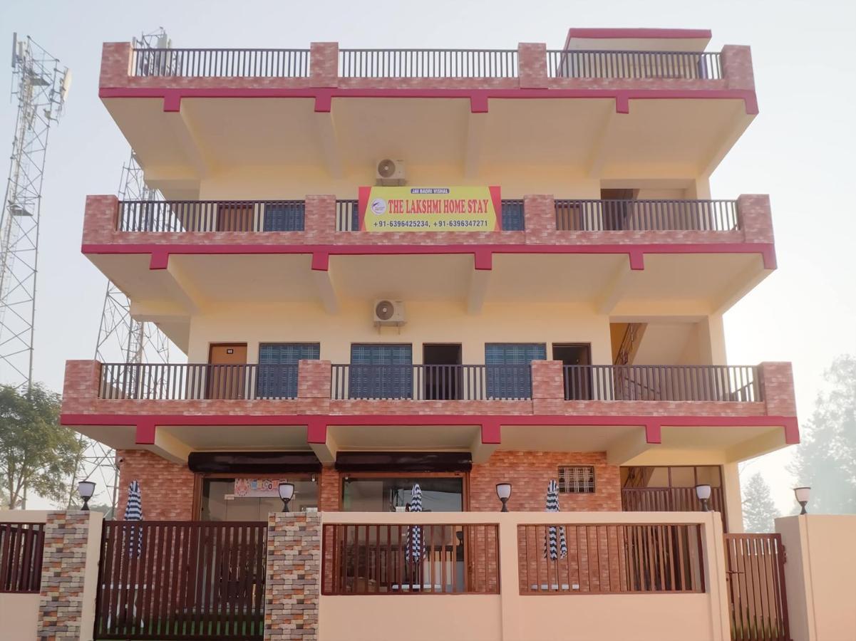 Oyo 84661 Lakshmi Home Stay Jhājra Exteriér fotografie